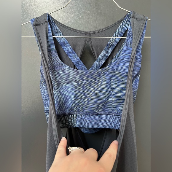 Lululemon Ready & Go Tank Built-In Bra Top Gray Blue Size 6 - Picture 4 of 7